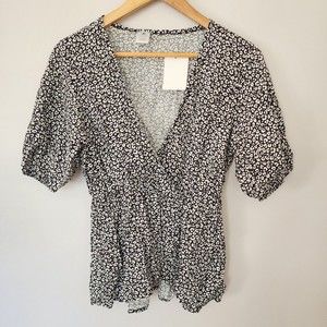 Cozy Rozy California Black Blouse Womens Size M Animal Print 3/4 Sleeve NWT